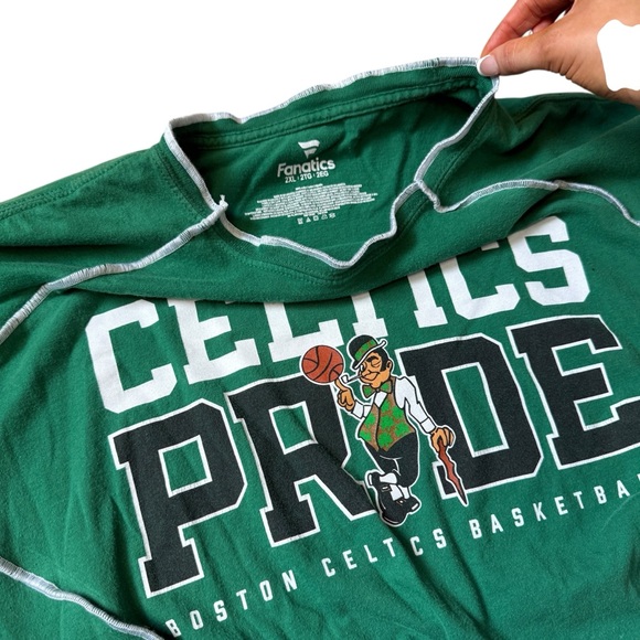 Boston Celtics Reworked Custom Contrast Stitch Crop Top - Picture 4 of 5